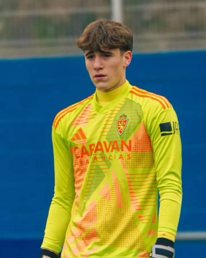 Marcos Manolache - Portero formado en Goalkeeper Academy